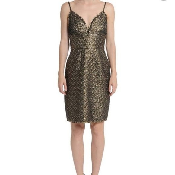 Romeo & Juliet Couture Dresses & Skirts - Romeo + Juliet Couture Metallic‎ Sparkly Gold Dress Medium New